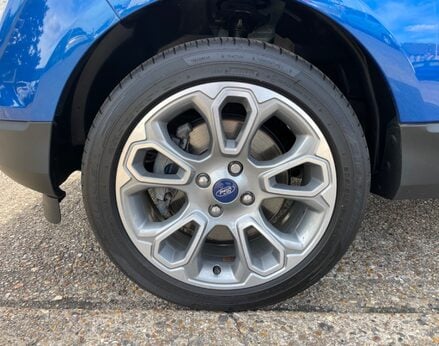 Ford Ecosport TITANIUM 16