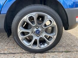 Ford Ecosport TITANIUM 15