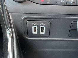 Ford Ecosport TITANIUM 46