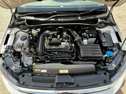 Volkswagen Polo LIFE TSI 