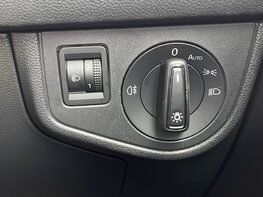 Volkswagen Polo LIFE TSI 63