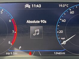 Volkswagen Polo LIFE TSI 26