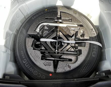 Volkswagen Polo LIFE TSI 72