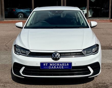 Volkswagen Polo LIFE TSI 5