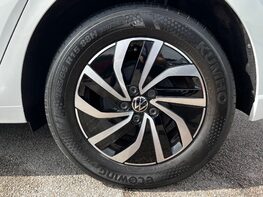 Volkswagen Polo LIFE TSI 14