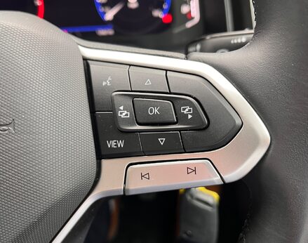 Volkswagen Polo LIFE TSI 60