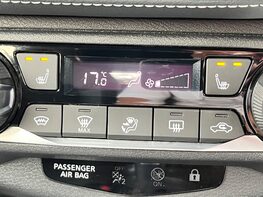 Nissan Juke DIG-T TEKNA DCT 54