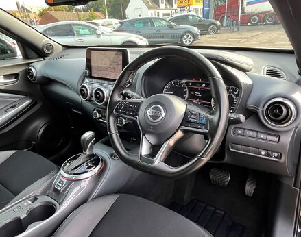 Nissan Juke DIG-T TEKNA DCT 18