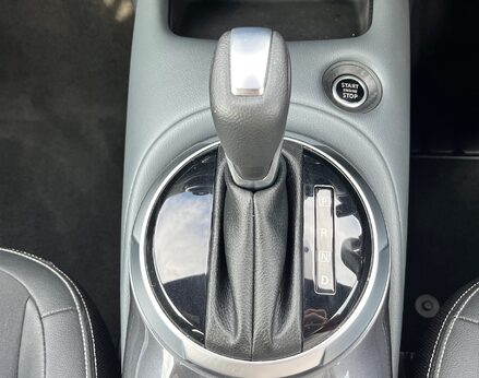 Nissan Juke DIG-T TEKNA DCT 57