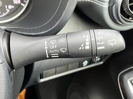 Nissan Juke DIG-T TEKNA DCT 65