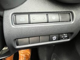 Nissan Juke DIG-T TEKNA DCT 66