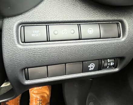 Nissan Juke DIG-T TEKNA DCT 66