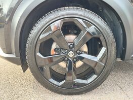 Nissan Juke DIG-T TEKNA DCT 13