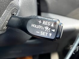 Toyota C-HR DESIGN 67