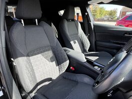 Toyota C-HR DESIGN 72