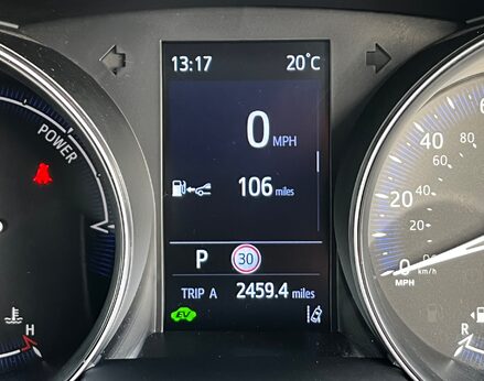 Toyota C-HR DESIGN 27