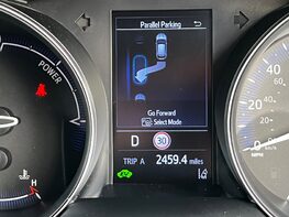 Toyota C-HR DESIGN 36