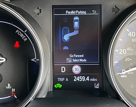 Toyota C-HR DESIGN 36