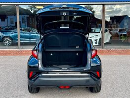 Toyota C-HR DESIGN 75