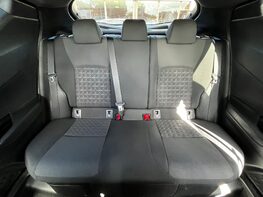 Toyota C-HR DESIGN 74