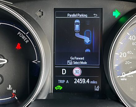 Toyota C-HR DESIGN 37