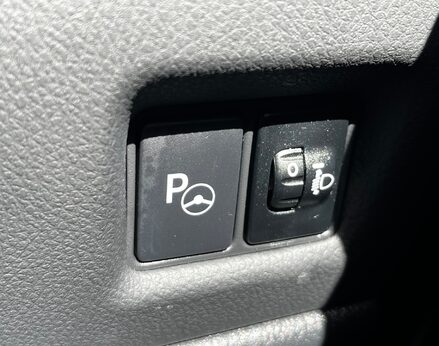 Toyota C-HR DESIGN 68