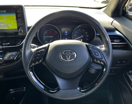 Toyota C-HR DESIGN 20