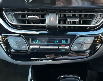 Toyota C-HR DESIGN 54