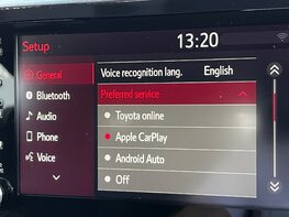 Toyota C-HR DESIGN 52