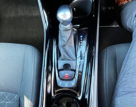 Toyota C-HR DESIGN 61