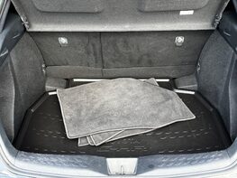 Toyota C-HR DESIGN 77