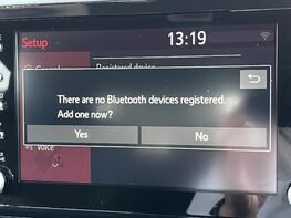 Toyota C-HR DESIGN 49