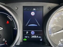 Toyota C-HR DESIGN 32