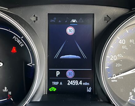 Toyota C-HR DESIGN 32