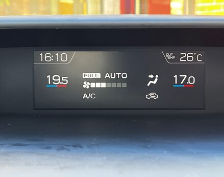 Subaru XV I SE PREMIUM 33