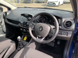 Renault Clio PLAY 17