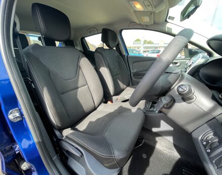 Renault Clio PLAY 44