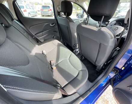 Renault Clio PLAY 47