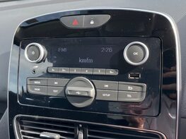 Renault Clio PLAY 23