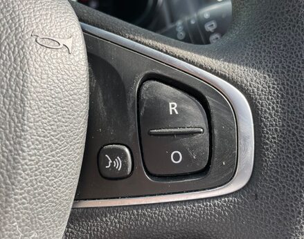 Renault Clio PLAY 36