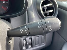 Renault Clio PLAY 38