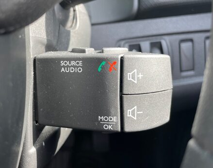 Renault Clio PLAY 39