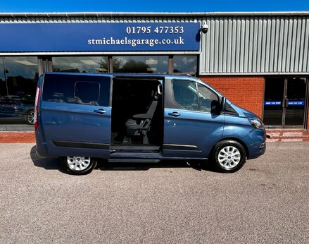 Ford Tourneo Custom 320 ZETEC ECOBLUE 13