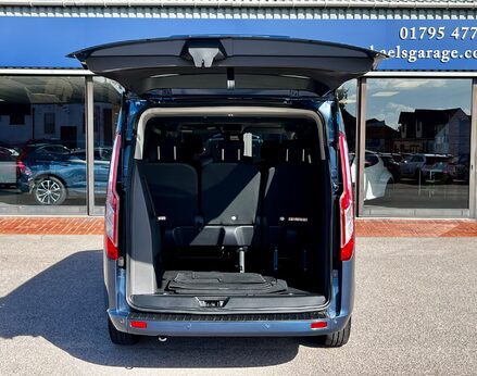 Ford Tourneo Custom 320 ZETEC ECOBLUE 62