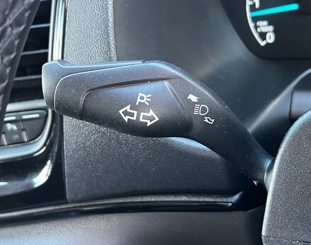 Ford Tourneo Custom 320 ZETEC ECOBLUE 53