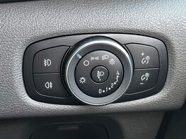 Ford Tourneo Custom 320 ZETEC ECOBLUE 55