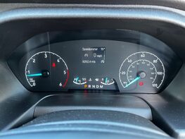 Ford Tourneo Custom 320 ZETEC ECOBLUE 25