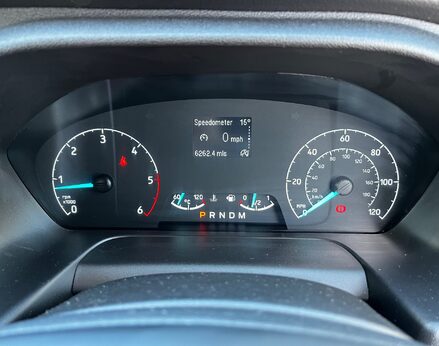 Ford Tourneo Custom 320 ZETEC ECOBLUE 25