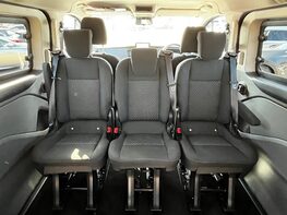 Ford Tourneo Custom 320 ZETEC ECOBLUE 61