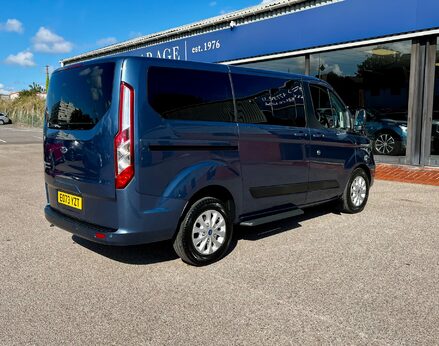 Ford Tourneo Custom 320 ZETEC ECOBLUE 8